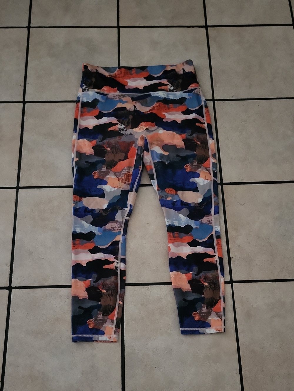 Women's Printed Leggings in Multi-Color